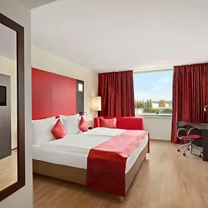Hotel Ramada Encore By Wyndham Geneva
