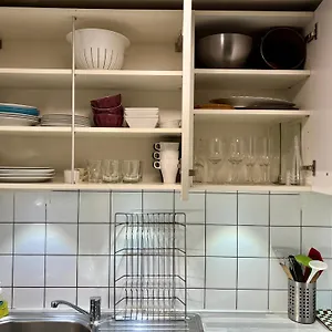 Apartamento 2 Bedroom Flat In Heart Of Eaux-vives, Genebra