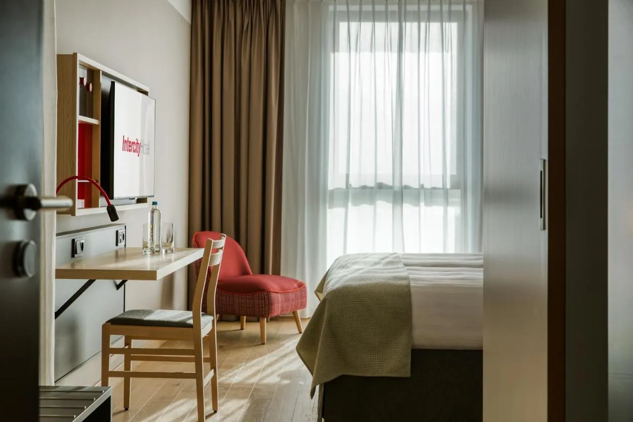 Intercityhotel Geneva Vernier 4*,